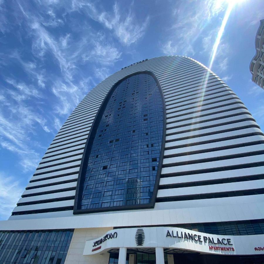 Alliance Palace Sea View Apartment バトゥーミ エクステリア 写真